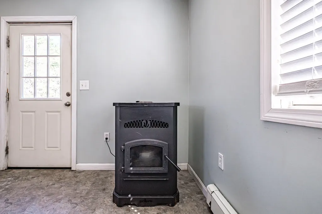 32 Tucker Street Norway ME 04268