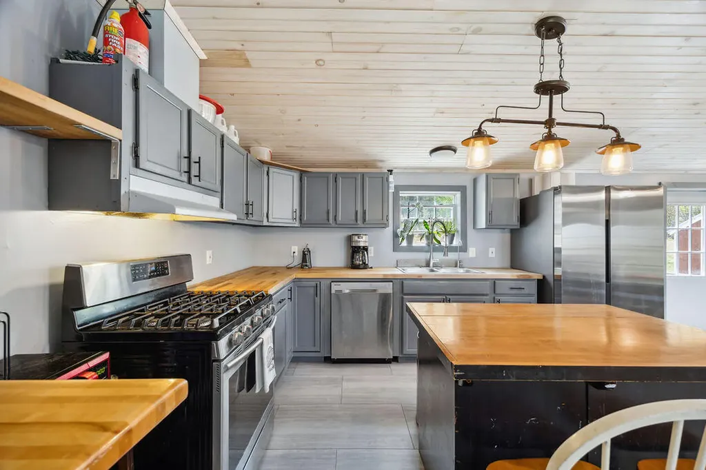 112 Norton Road Limington ME 04049