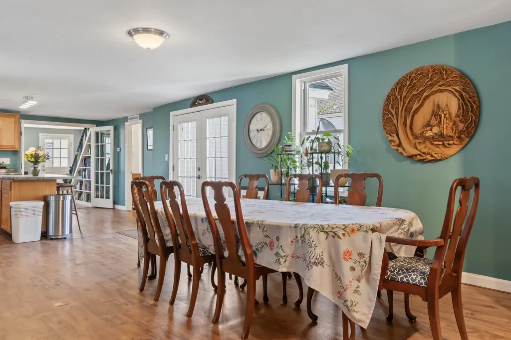 43 Harrison Avenue Gardiner ME 04345