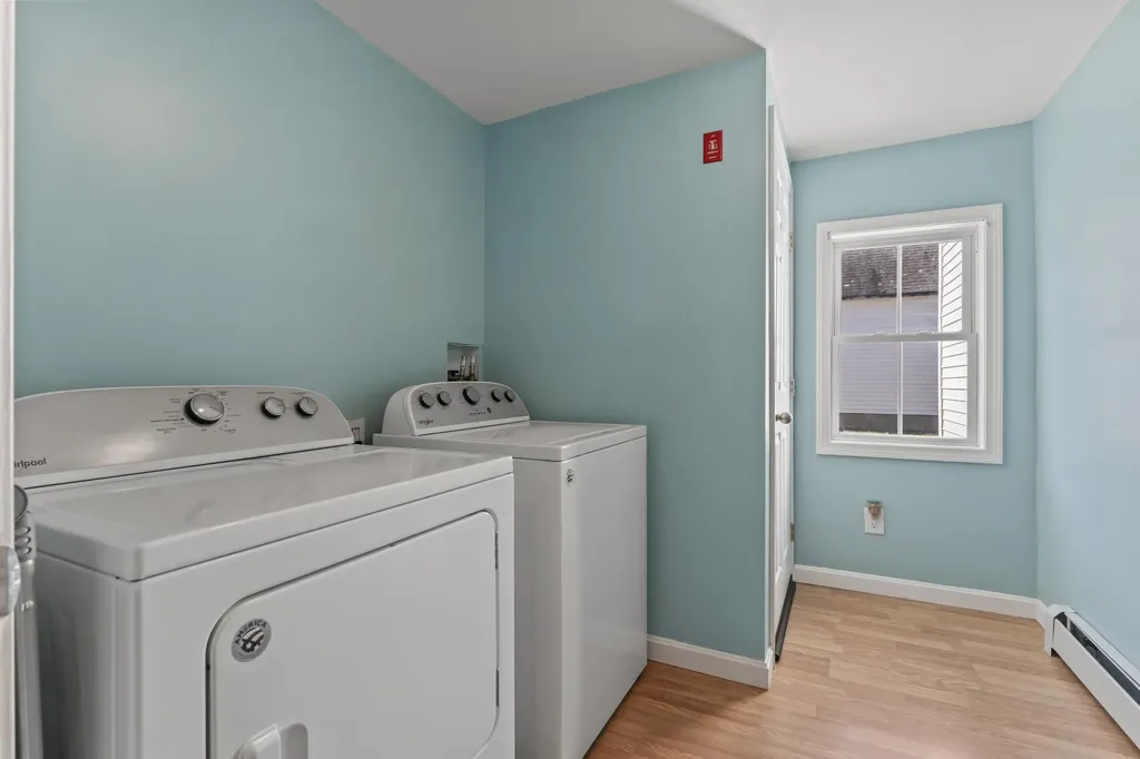 43 Harrison Avenue Gardiner ME 04345