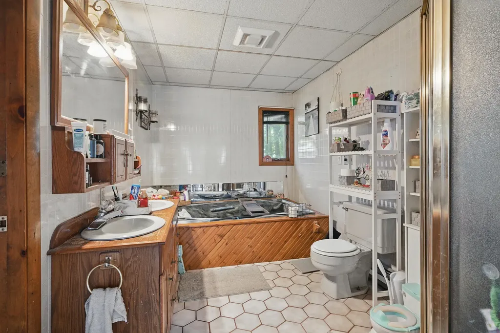 62 Oak Street Waterville ME 04901