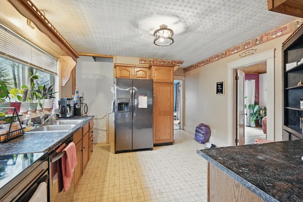 62 Oak Street Waterville ME 04901