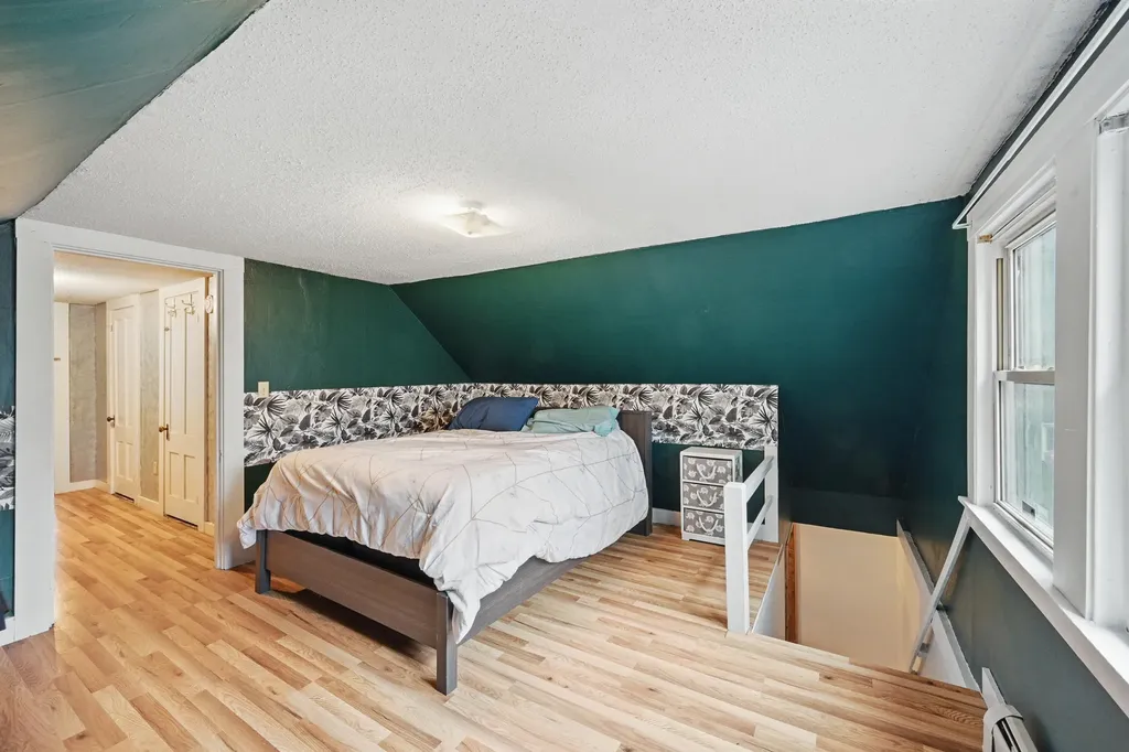 62 Oak Street Waterville ME 04901
