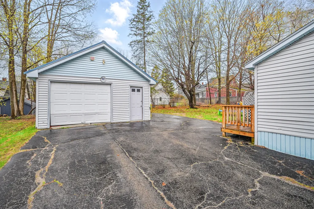 62 Oak Street Waterville ME 04901