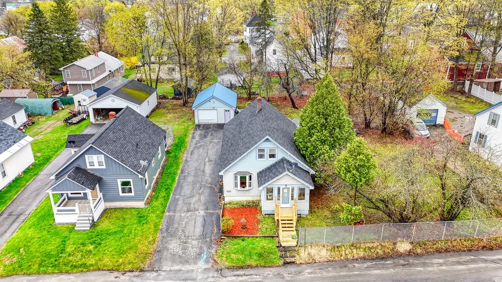 62 Oak Street Waterville ME 04901
