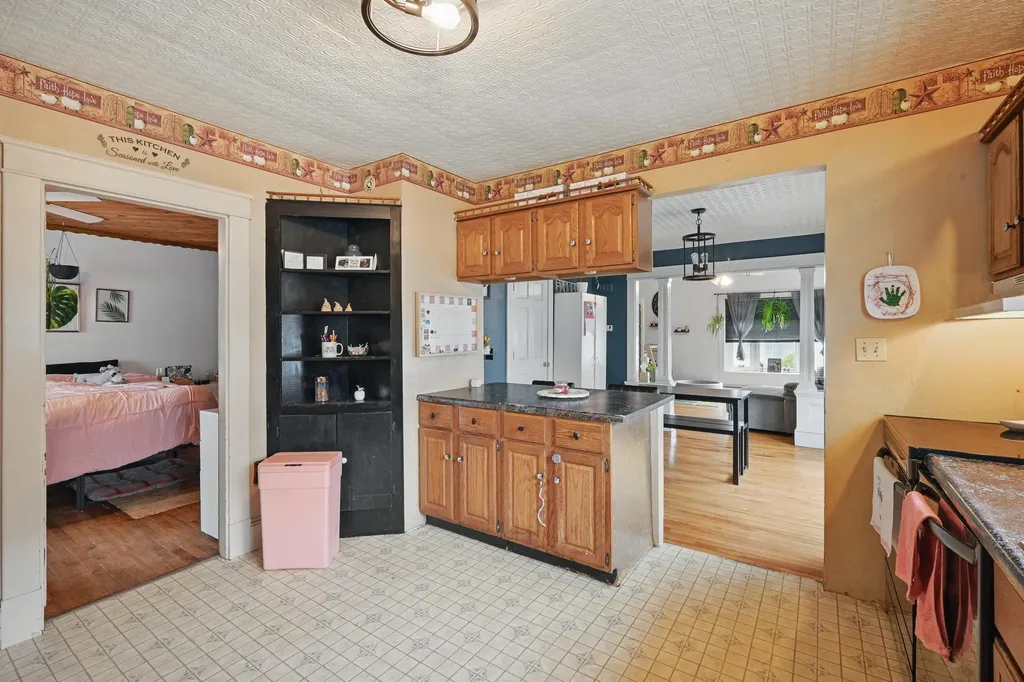 62 Oak Street Waterville ME 04901