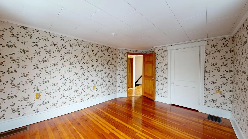 231 Seventh Street Auburn ME 04210