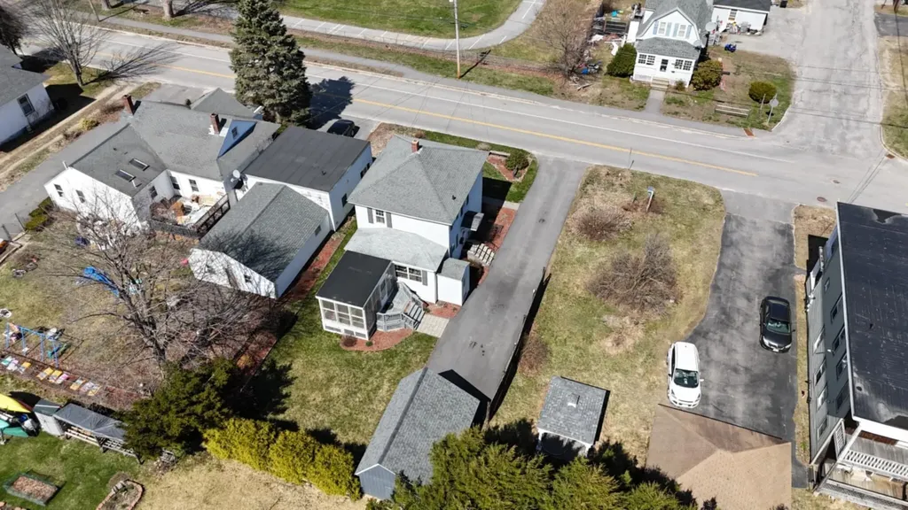 231 Seventh Street Auburn ME 04210