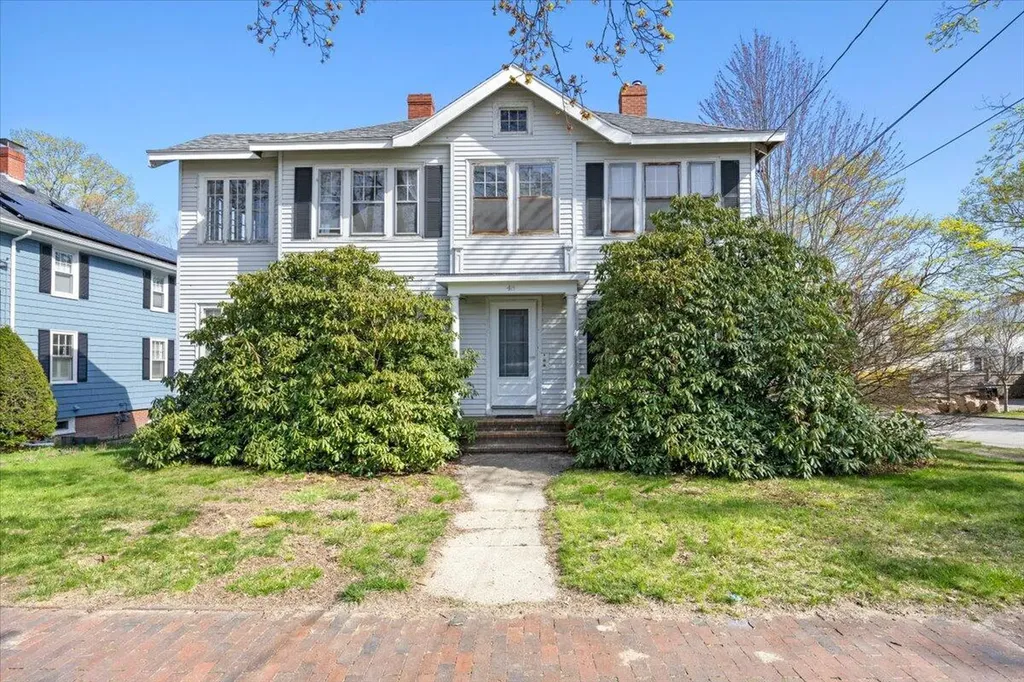 48 Woodmont Street Portland ME 04102