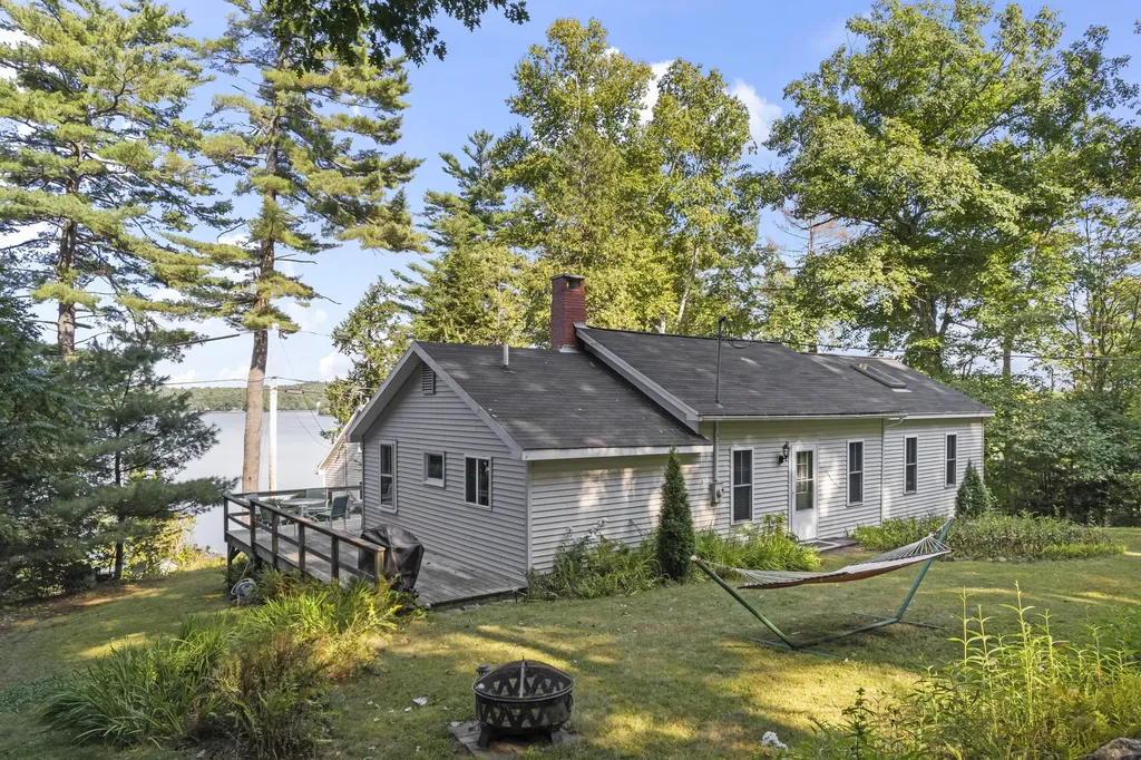14 King Road Vassalboro ME 04989