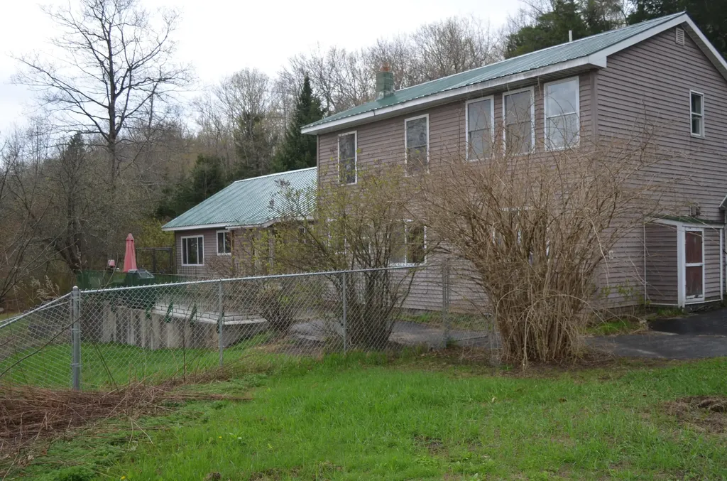 353 Greenwood Road Norway ME 04268