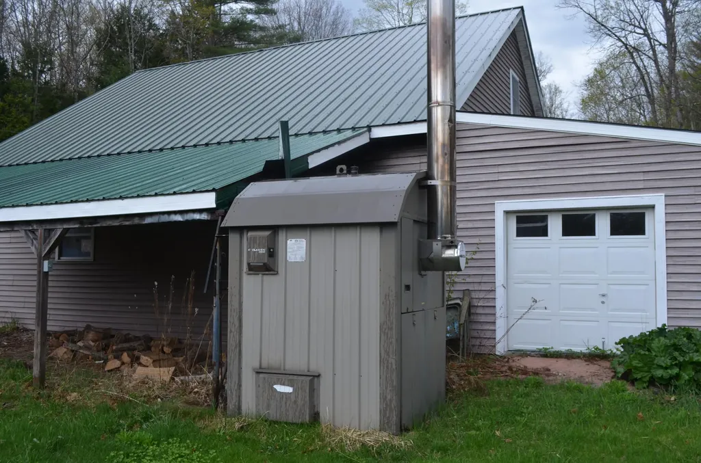 353 Greenwood Road Norway ME 04268