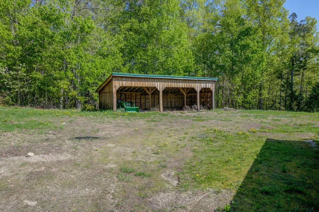 353 Greenwood Road Norway ME 04268