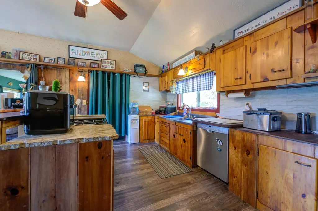 353 Greenwood Road Norway ME 04268