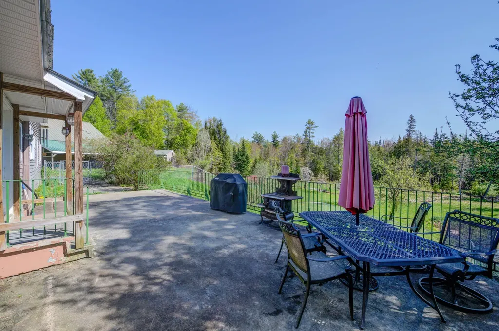 353 Greenwood Road Norway ME 04268