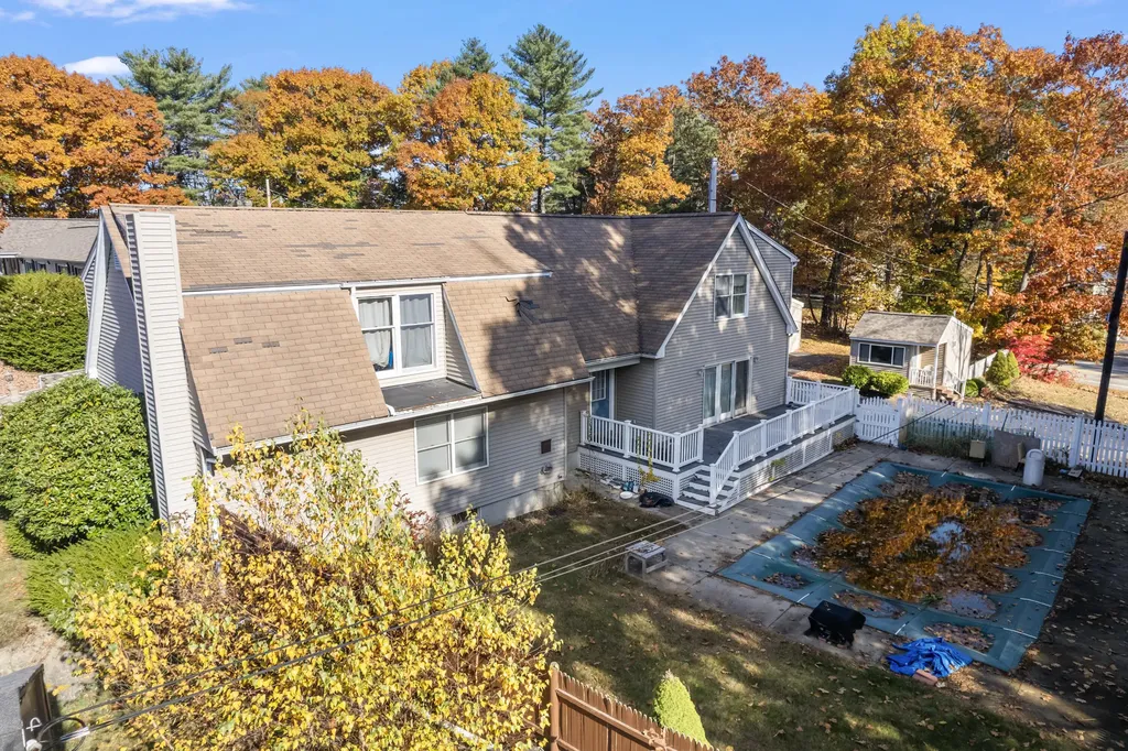 79 Old Post Road Kittery ME 03904