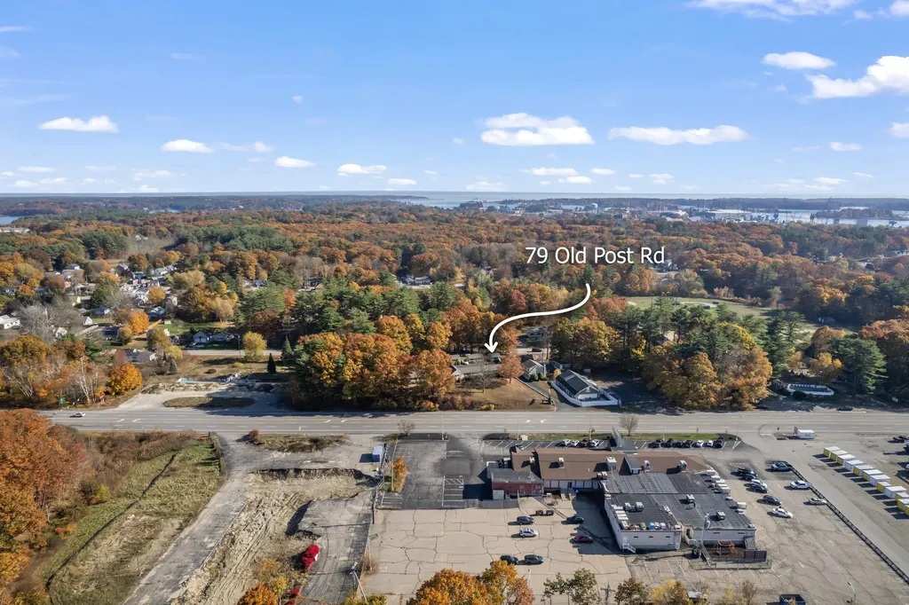 79 Old Post Road Kittery ME 03904