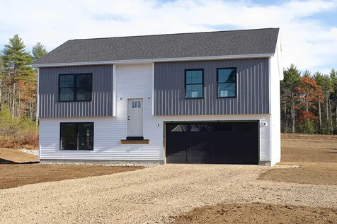 9 Hunters Haven Standish ME 04084