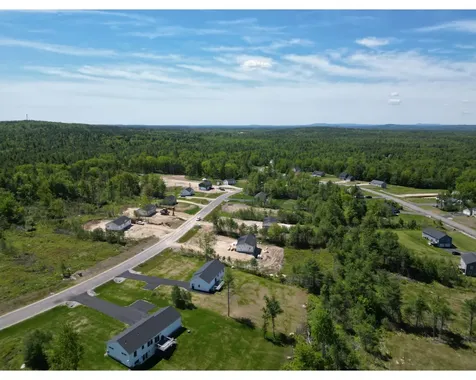 9 Hunters Haven Standish ME 04084