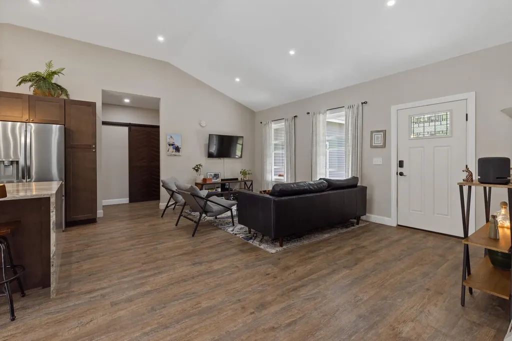 23 Elizabeth Way West Gardiner ME 04345