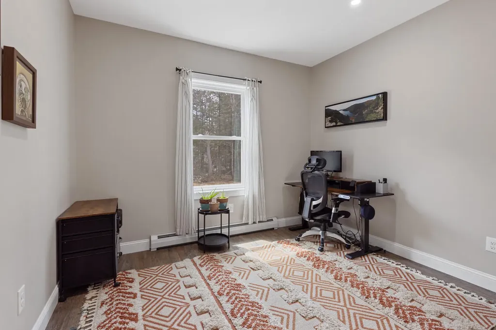 23 Elizabeth Way West Gardiner ME 04345