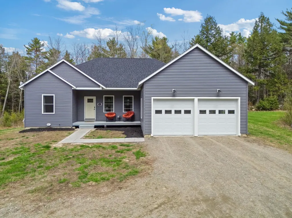 23 Elizabeth Way West Gardiner ME 04345