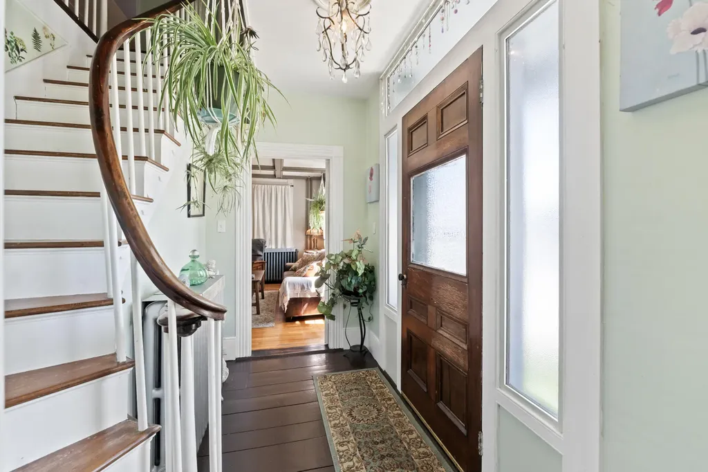 98 & 100 Main Street Winthrop ME 04364