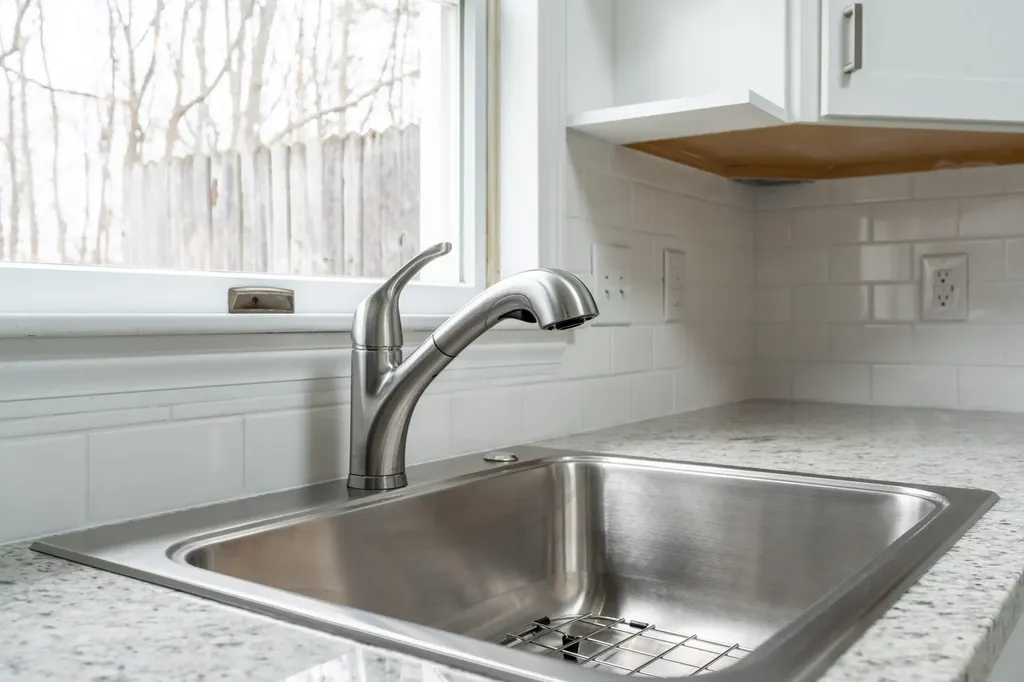 3 Great Pond Terrace Cape Elizabeth ME 04107