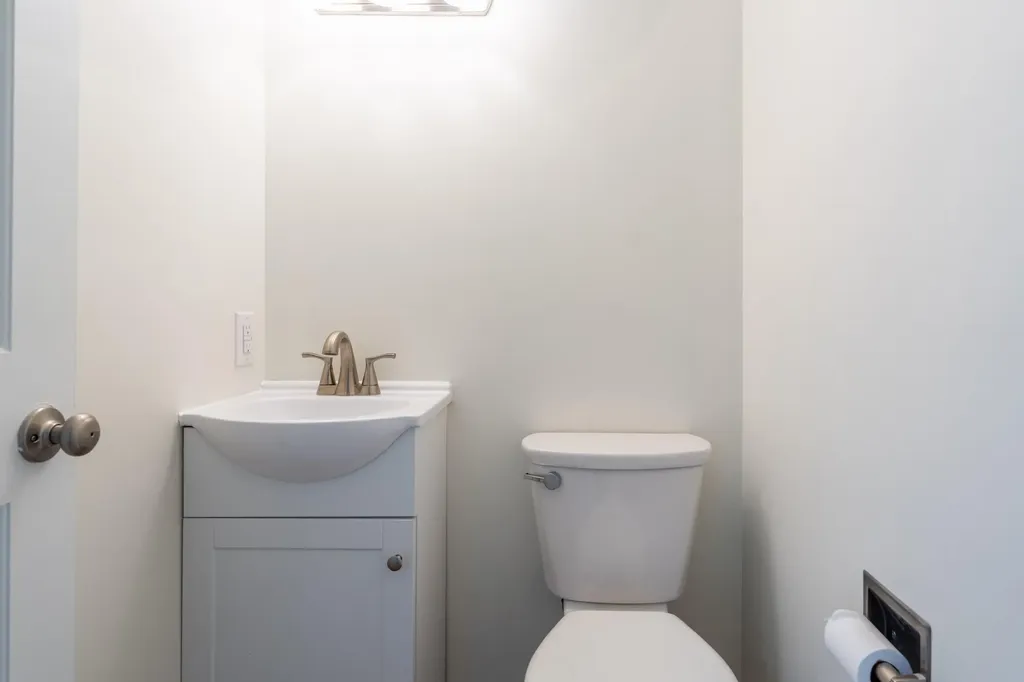 3 Great Pond Terrace Cape Elizabeth ME 04107