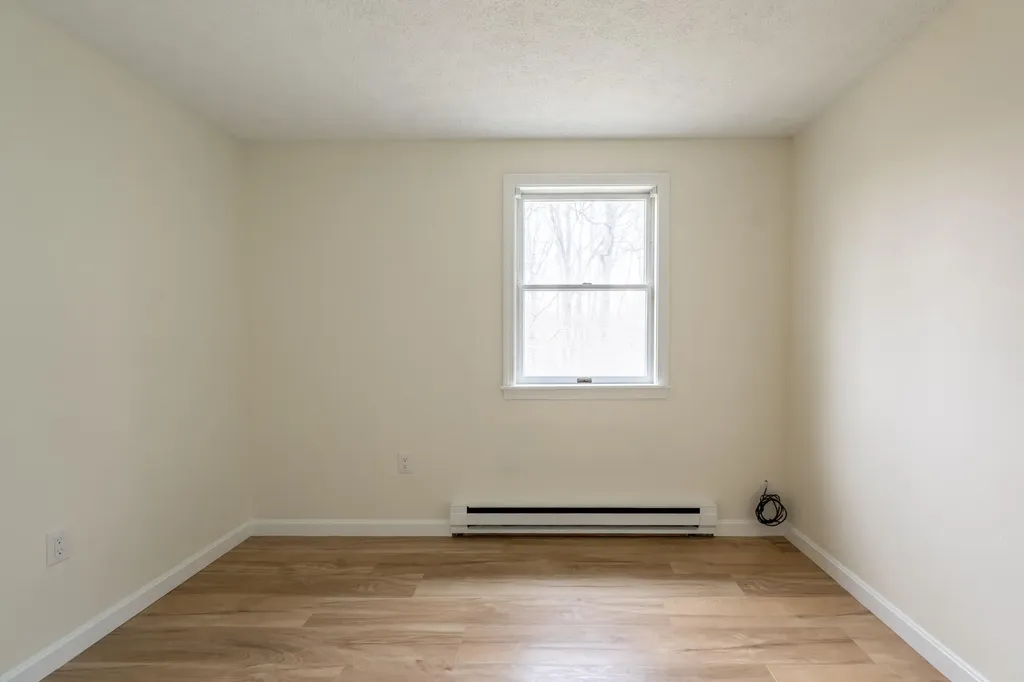 3 Great Pond Terrace Cape Elizabeth ME 04107