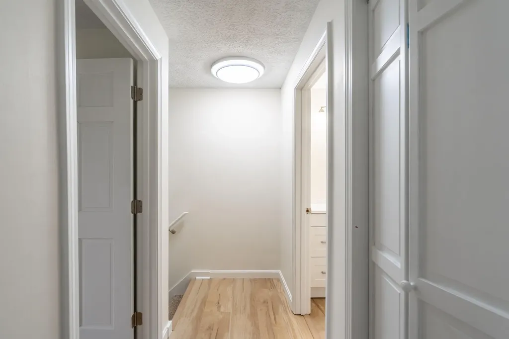 3 Great Pond Terrace Cape Elizabeth ME 04107