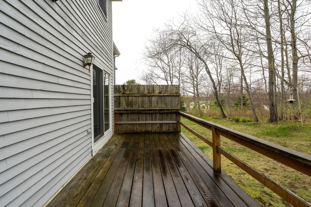 3 Great Pond Terrace Cape Elizabeth ME 04107