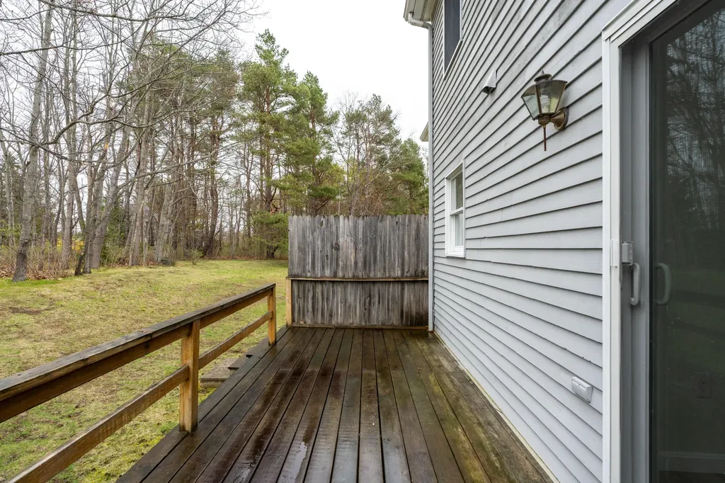 3 Great Pond Terrace Cape Elizabeth ME 04107