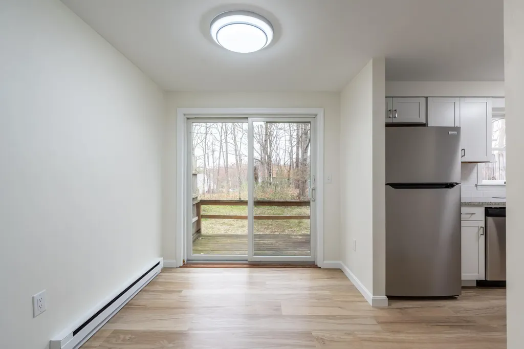 3 Great Pond Terrace Cape Elizabeth ME 04107