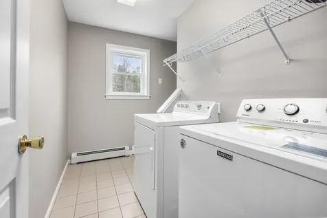 21 Jackies Way Gorham ME 04038