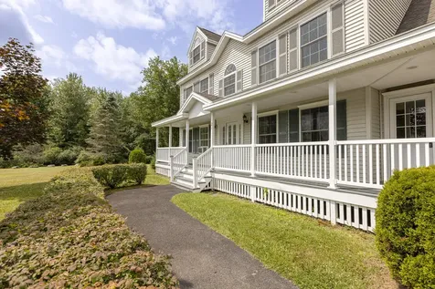 21 Jackies Way Gorham ME 04038