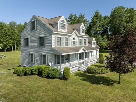 21 Jackies Way Gorham ME 04038