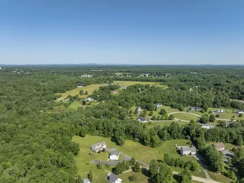 21 Jackies Way Gorham ME 04038
