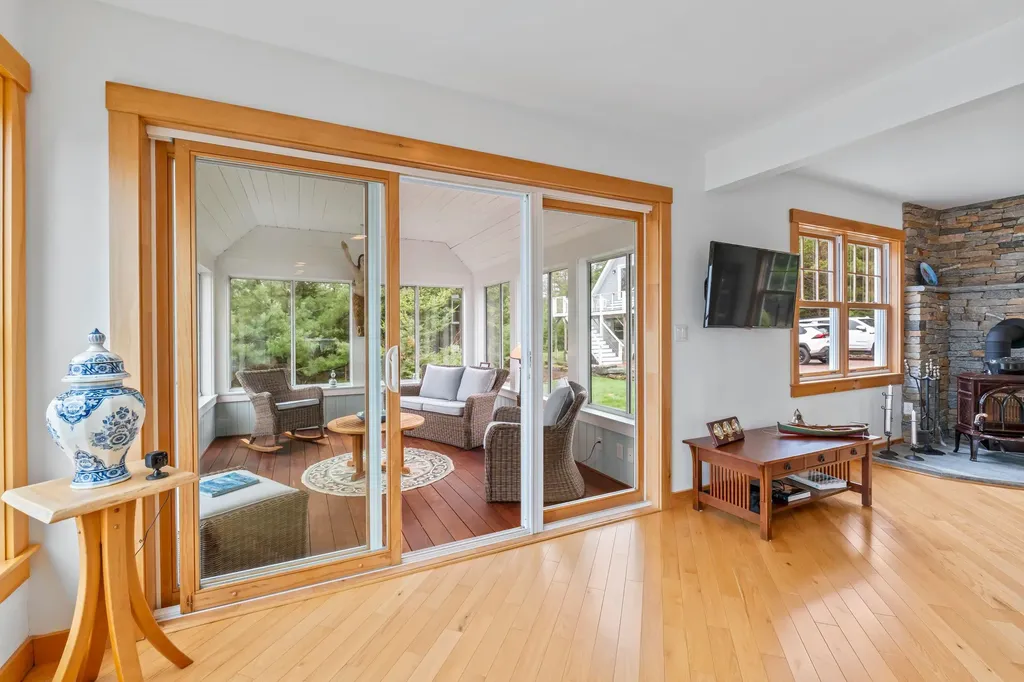 21 White Road Georgetown ME 04548