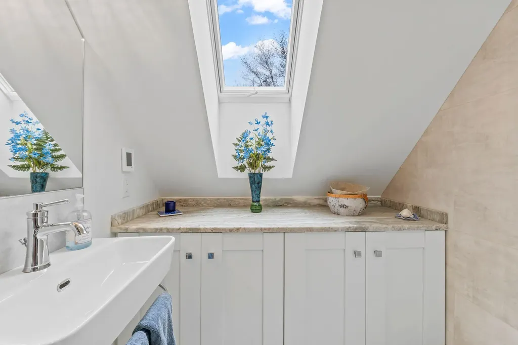 21 White Road Georgetown ME 04548