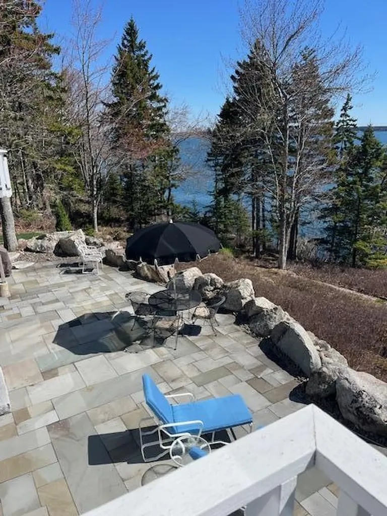 21 White Road Georgetown ME 04548
