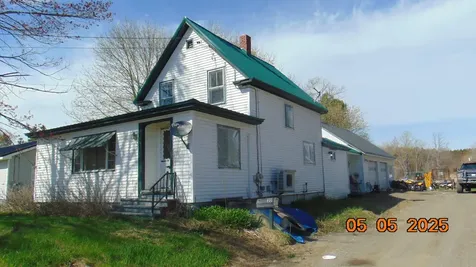 20 Morgan Street Lincoln ME 04457