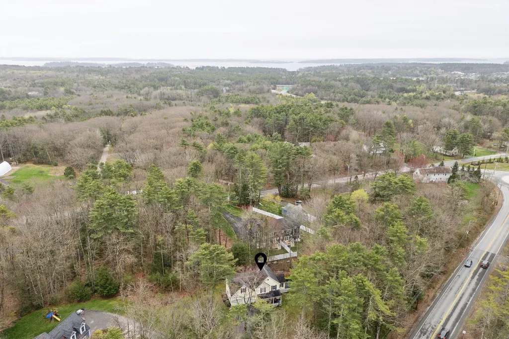 1 Lanier Lane Falmouth ME 04105