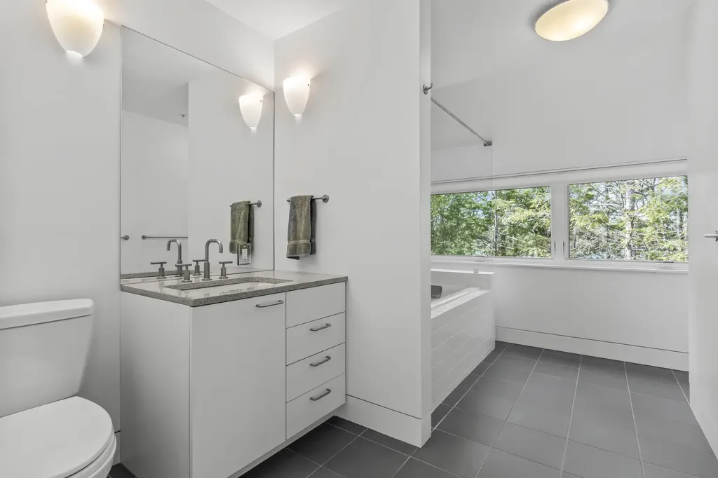 27 Carter Drive West Bath ME 04530