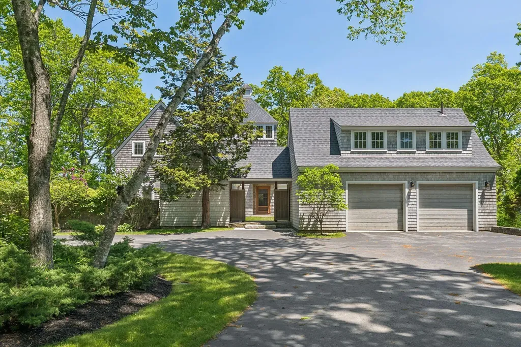 41 Old Mill Road Cape Elizabeth ME 04107