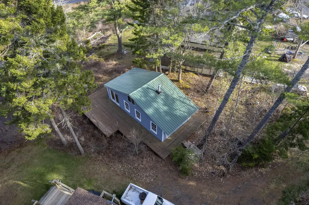 15 Blueberry Hill Road Georgetown ME 04548
