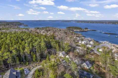 15 Blueberry Hill Road Georgetown ME 04548