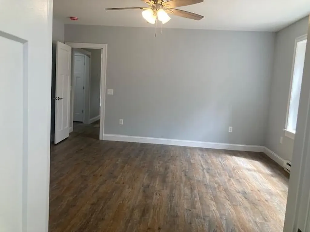 3 Milligan Circle Oxford ME 04270