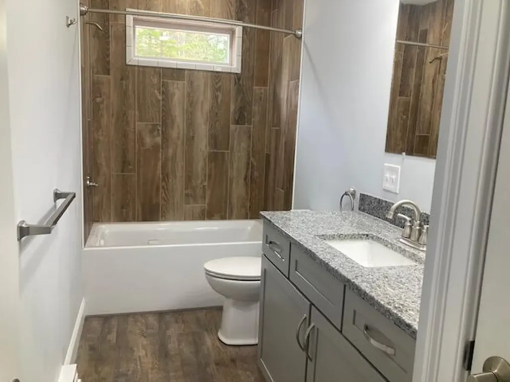 3 Milligan Circle Oxford ME 04270