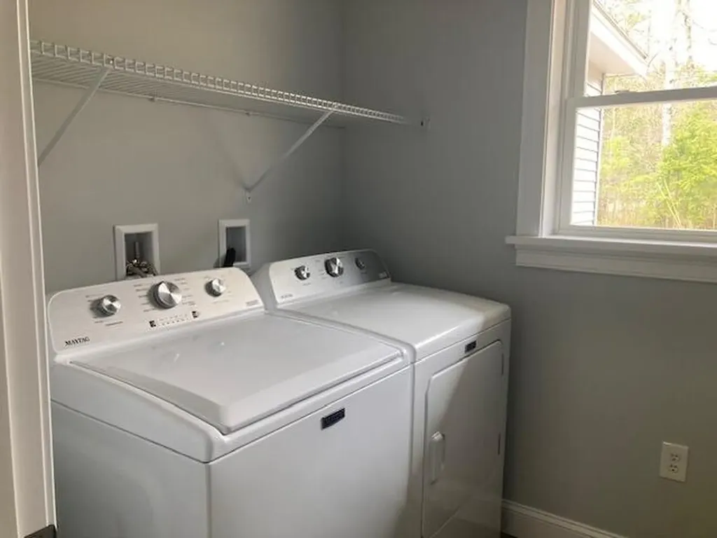 3 Milligan Circle Oxford ME 04270